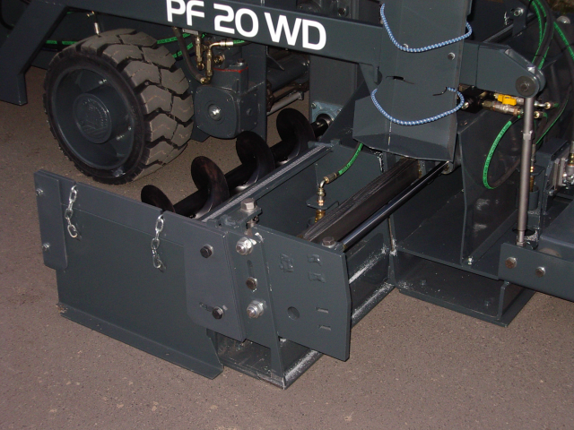 Elia Peroni Macchine Stradali - PF 20 4WD