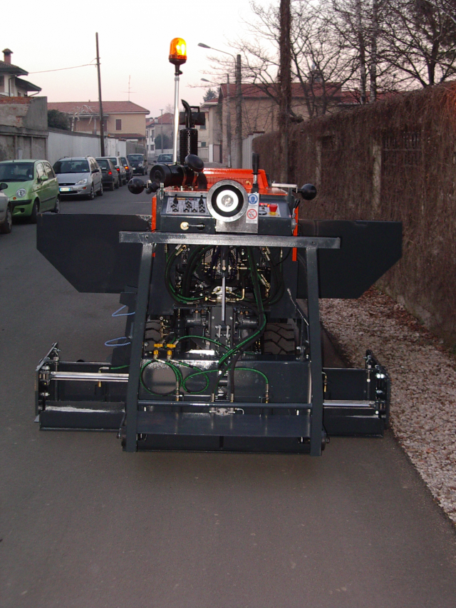 Elia Peroni Macchine Stradali - PF 20 4WD